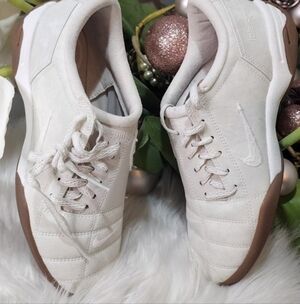 New Nike Total 90 3 SP Shoes (Sail/ Bone/ Gum) Women’s 7.5Style: IH2314-133 New